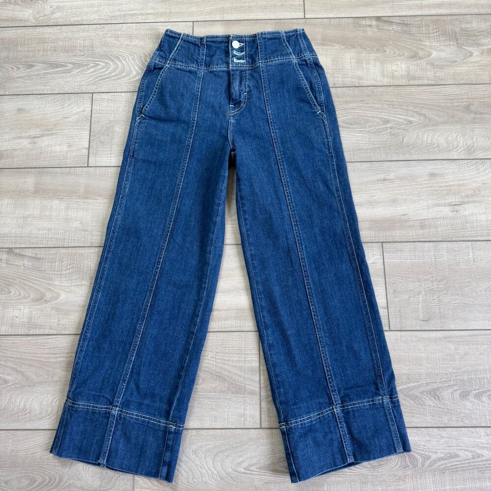 Pilcro High Rise Wide Leg Medium Wash Denim Jeans‎ size 26P, Triple Button/Zip